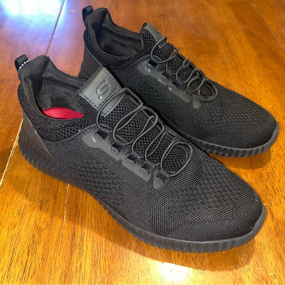 Skechers Other - Skechers Work Relaxed Fit: Cessnock SR